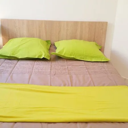 Le De Gaulle Apartmán
